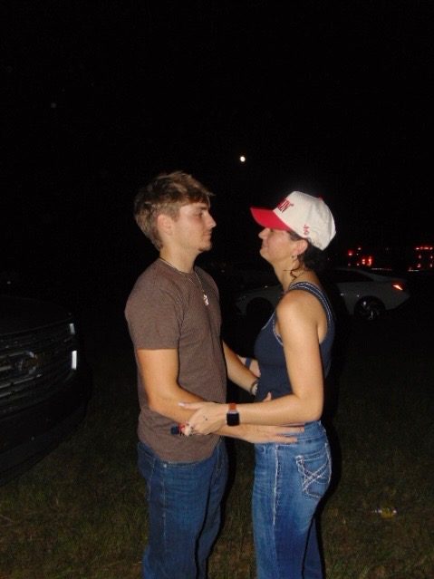 Face to face under the moon