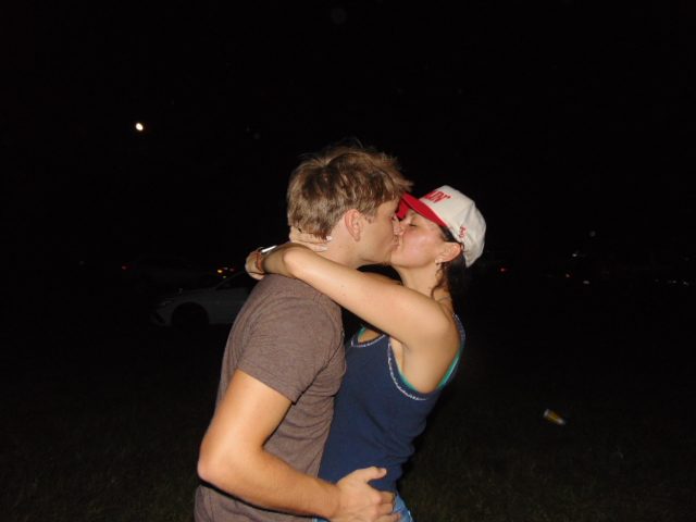 A kiss in a dark field
